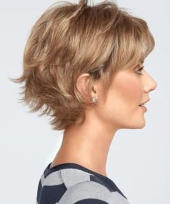 Raquel Welch Boost - Sleek Cut Flipped Back