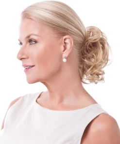 Toni Brattin HAIRPIECES Petite Pouf