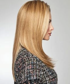 Raquel Welch Style Forward 16