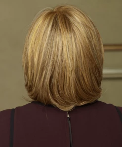 Raquel Welch Upstage, Large